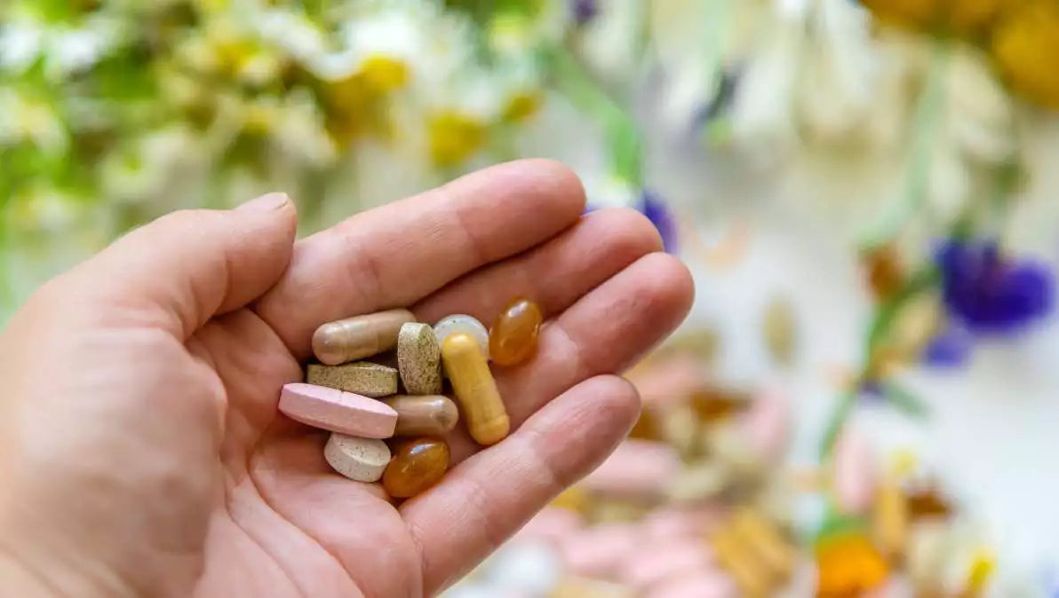 Ail noir et Levothyrox : compatibilité et complémentarité