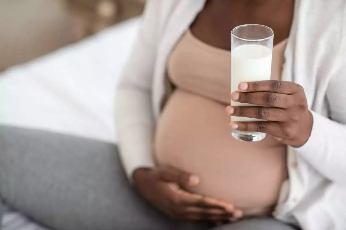 Pourquoi le calcium est-il essentiel pendant la grossesse : bienfaits et recommandations